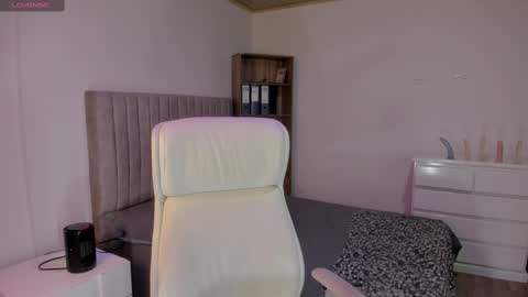 nathaly sky online show from 11, 3, 2025