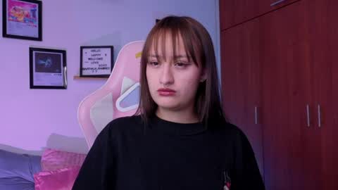 Nathalia Ramirez online show from 9, 5, 2026