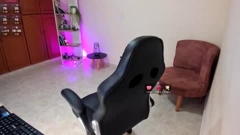 NATHALIE online show from 18, 12, 2025