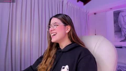 NATHALIE online show from 4, 3, 2026