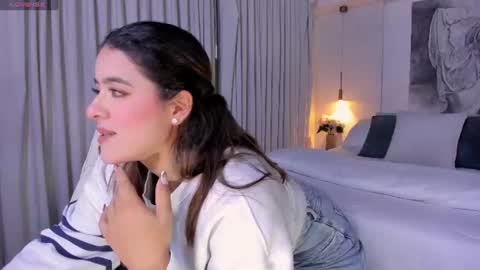 Snapshot of nathalie_rivers chatting on 24, 7, 2026 NATHALIE online show from 24, 7, 2026
