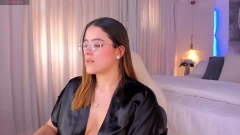 Snapshot of nathalie_rivers chatting on 28, 7, 2026 NATHALIE online show from 28, 7, 2026