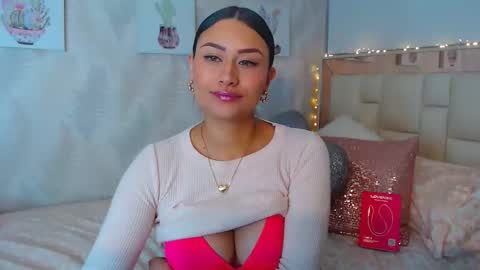 Nathalie Rose online show from 16, 5, 2026