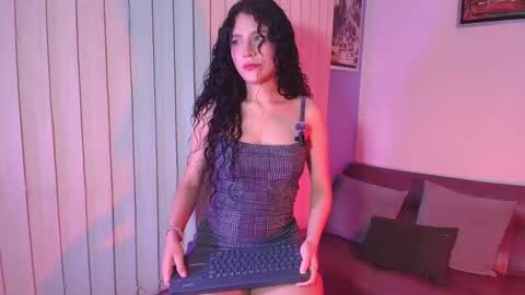 nathaly_evans18 online show from 17, 3, 2026