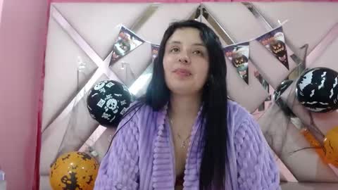 nathaly low online show from 18, 10, 2025
