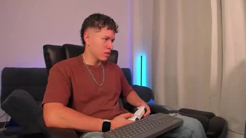 Snapshot of nathan_blake_ chatting on 27, 9, 2025 Nathan online show from 27, 9, 2025