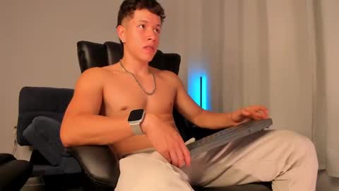 Snapshot of nathan_blake_ chatting on 1, 10, 2025 Nathan online show from 1, 10, 2025