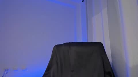 Snapshot of nathan_blake_ chatting on 18, 12, 2025 Nathan online show from 18, 12, 2025