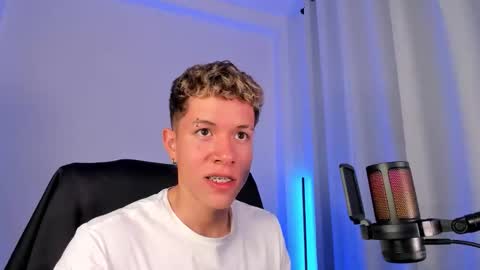 Snapshot of nathan_blake_ chatting on 6, 1, 2026 Nathan online show from 6, 1, 2026