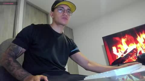 Snapshot of nathan_gross chatting on 10, 4, 2026 nathan_gross online show from 10, 4, 2026