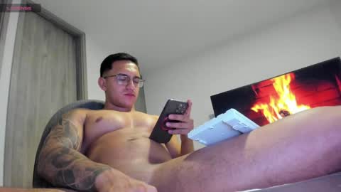 Snapshot of nathan_gross chatting on 21, 4, 2026 nathan_gross online show from 21, 4, 2026