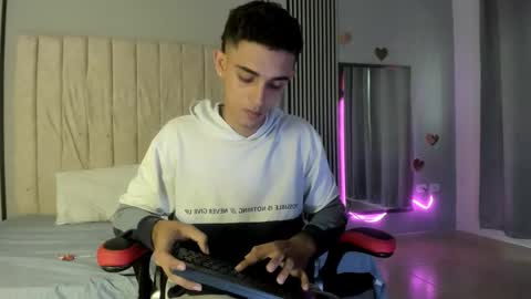 nathan_shimmer online show from 23, 2, 2026