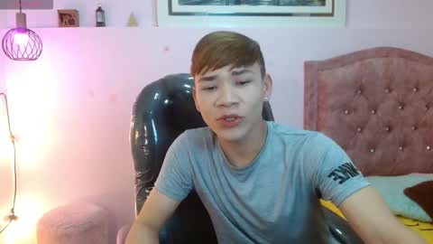 Snapshot of nathanclay chatting on 8, 11, 2025 nathanclay online show from 8, 11, 2025