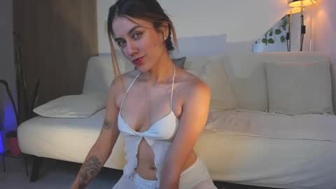 Snapshot of nathy_q chatting on 13, 9, 2025 Nathy online show from 13, 9, 2025