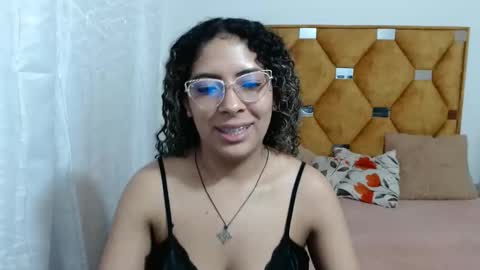 nathy_voyeur online show from 22, 3, 2026