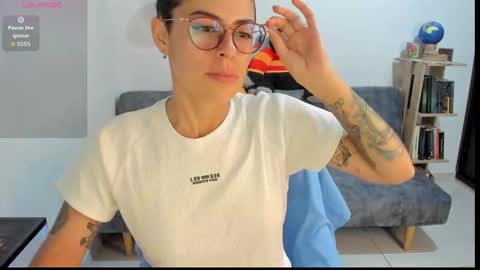 Snapshot of natt_op chatting on 6, 10, 2025 natt_op online show from 6, 10, 2025