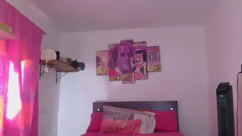 Snapshot of natty_01 chatting on 28, 12, 2024 natalia online show from 28, 12, 2024