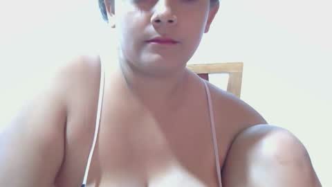 Snapshot of natty_01 chatting on 5, 3, 2026 natalia online show from 5, 3, 2026