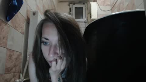 Snapshot of natty_chloe chatting on 4, 8, 2026 Chloe online show from 4, 8, 2026