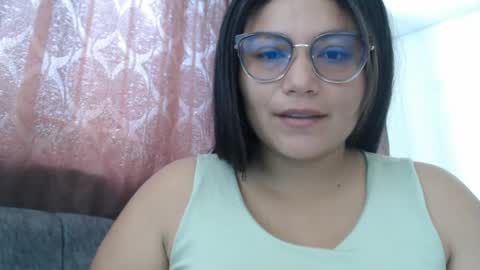 natty_santamaria online show from 9, 8, 2026
