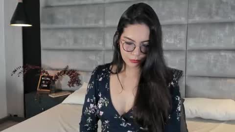 Natty Trainor online show from 4, 8, 2026
