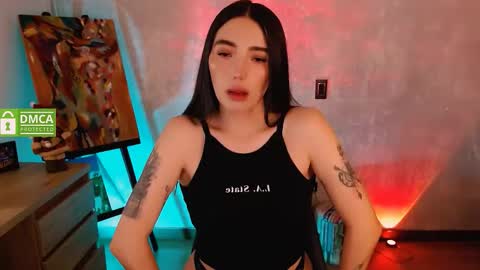Snapshot of natval_ chatting on 4, 12, 2025 Natalia Valeria online show from 4, 12, 2025