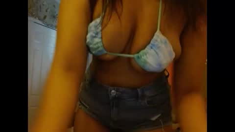 Snapshot of natxurall chatting on 7, 11, 2025 Amara rose online show from 7, 11, 2025