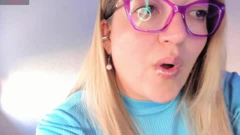 Nataly online show from 4, 5, 2026