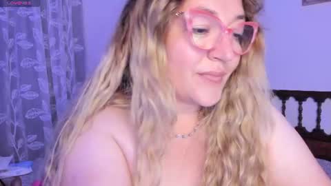 Snapshot of naty__mature_ chatting on 5, 7, 2026 Nataly online show from 5, 7, 2026