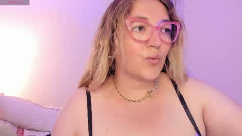Snapshot of naty__mature_ chatting on 11, 7, 2026 Nataly online show from 11, 7, 2026