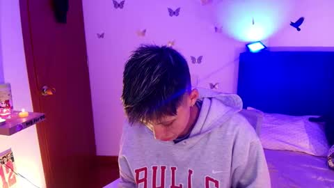 Fernanda online show from 26, 11, 2025