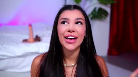 Naty online show from 24, 9, 2025