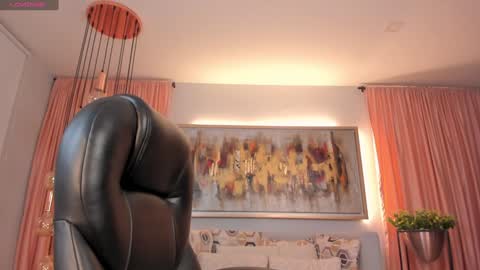 Naty Ferrer online show from 8, 2, 2025