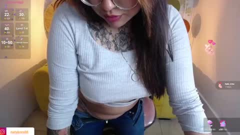 Snapshot of natykors_m_ chatting on 24, 2, 2025 Sofia  IG Natykors08 online show from 24, 2, 2025