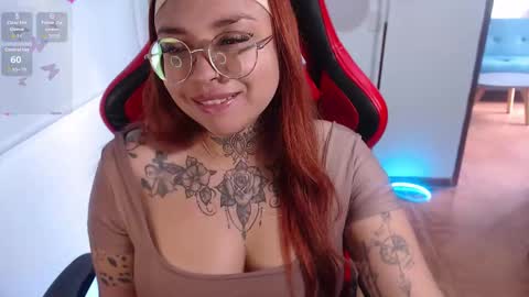 Snapshot of natykors_m_ chatting on 8, 9, 2025 Sofia  IG Natykors08 online show from 8, 9, 2025