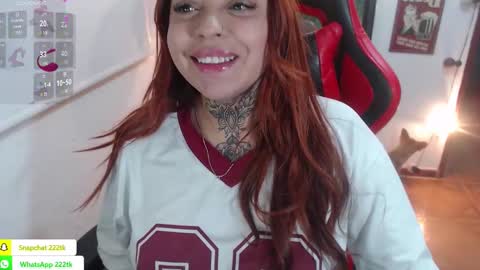 Snapshot of natykors_m_ chatting on 20, 9, 2025 Sofia  IG Natykors08 online show from 20, 9, 2025