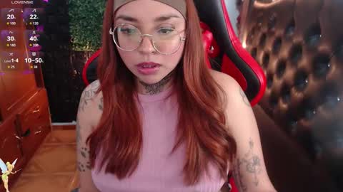 Snapshot of natykors_m_ chatting on 10, 10, 2025 Sofia  IG Natykors08 online show from 10, 10, 2025