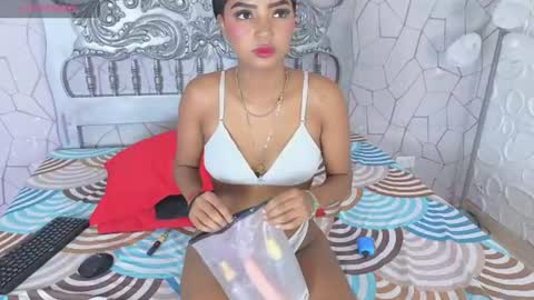 Snapshot of natyrussel chatting on 7, 7, 2026 natyrussel online show from 7, 7, 2026