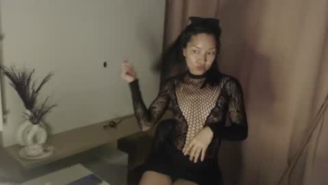 Stella Mcqueen online show from 27, 6, 2026