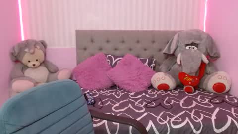 Snapshot of naughty_ariel chatting on 11, 2, 2025 Zoe online show from 11, 2, 2025