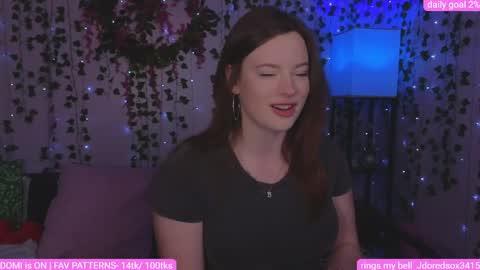 Snapshot of naughty_bella99 chatting on 16, 4, 2026 bella online show from 16, 4, 2026