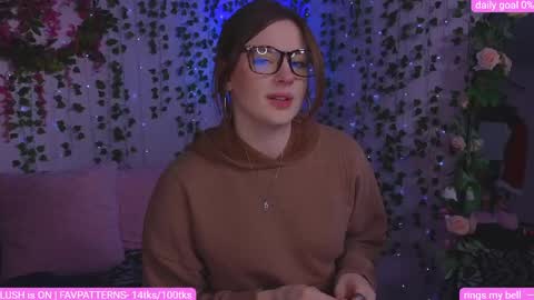 Snapshot of naughty_bella99 chatting on 29, 4, 2026 bella online show from 29, 4, 2026