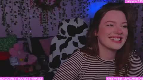 Snapshot of naughty_bella99 chatting on 15, 5, 2026 bella online show from 15, 5, 2026