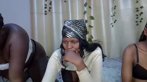 Snapshot of naughty_little03 chatting on 2, 11, 2025 naughty online show from 2, 11, 2025