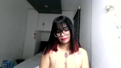 Snapshot of naughty_mariaxx chatting on 19, 11, 2025 Maria online show from 19, 11, 2025