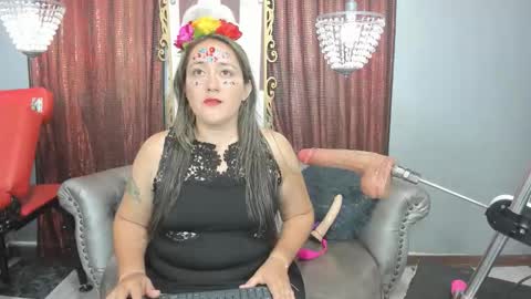 ESMERALDA online show from 1, 11, 2025
