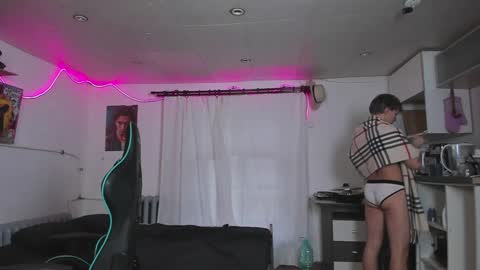 Nik online show from 8, 1, 2025