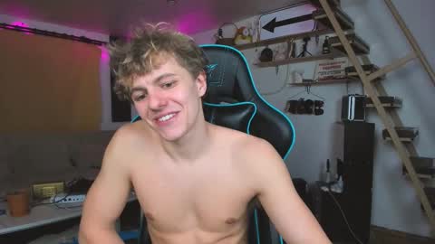 Nik online show from 23, 2, 2025