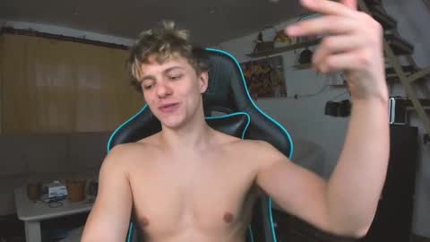 Nik online show from 24, 2, 2025