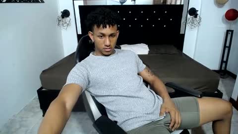 Snapshot of naughty_sebas_ chatting on 31, 1, 2025 SEBAS online show from 31, 1, 2025